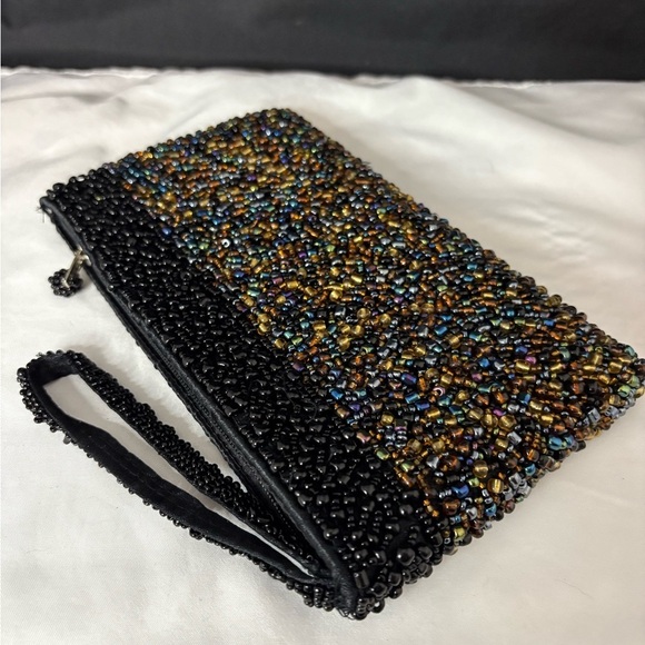 Metallic Beaded Clutch Bag - Picture 5 of 8